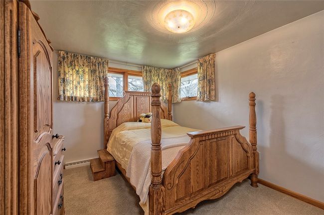204 Bashforth Dr, House other with 3 bedrooms, 2 bathrooms and 1 parking in Jeannette PA | Image 16