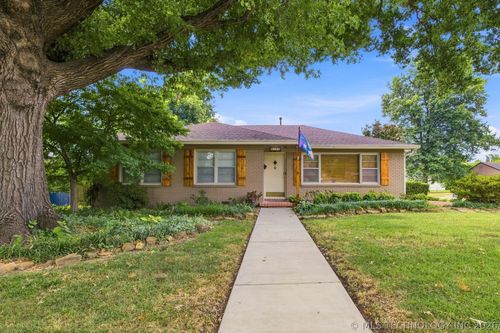 4504 E 25th Pl, Tulsa, OK, 74114-4816 | Card Image