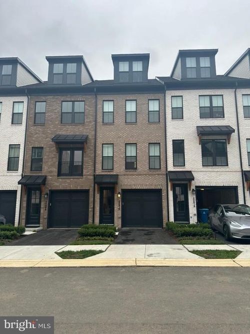 22910 Tawny Pine Sq, ASHBURN, VA, 20148 | Card Image