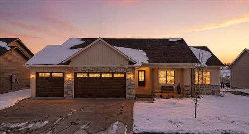 810 Yorkshire St, North Liberty, IA, 52317 | Card Image