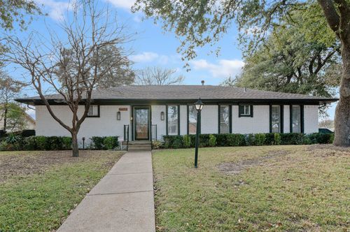 4606 Hazelhurst Ln, Dallas, TX, 75227-2936 | Card Image