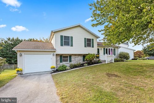 10 Gardenia Dr, HANOVER, PA, 17331-3454 | Card Image