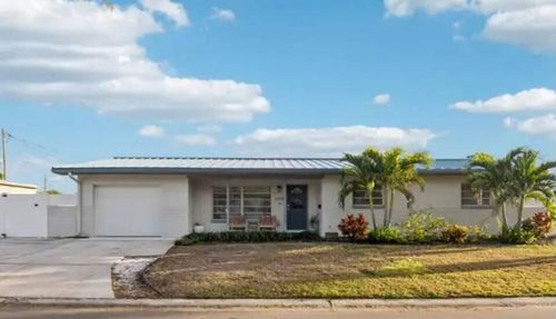 6338 6th Ave S, St Petersburg, FL, 33707-2337 | Card Image