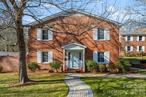 1411 Kensington Rd, Hendersonville, NC, 28791-2501 | Card Image