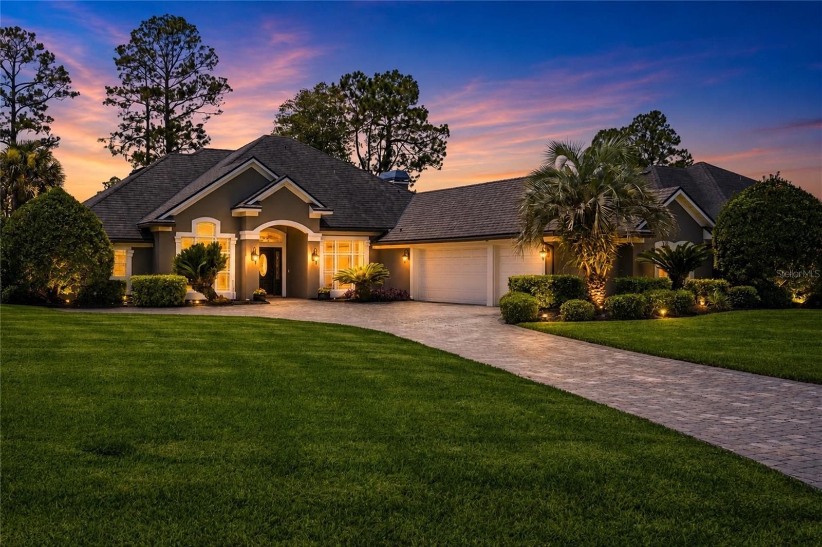 Residential in ORANGE PARK 3
