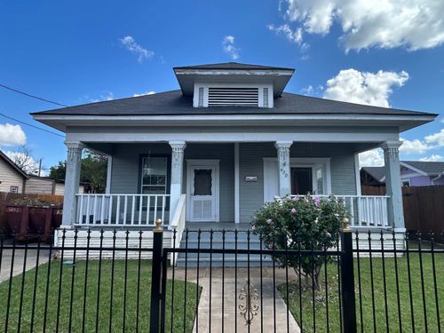 428 W 7th St, Dallas, TX, 75208-4641 | Card Image