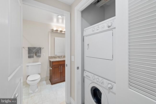 APT-213 - 8220 Crestwood Heights Dr, Condo with 1 bedrooms, 1 bathrooms and null parking in MCLEAN VA | Image 17