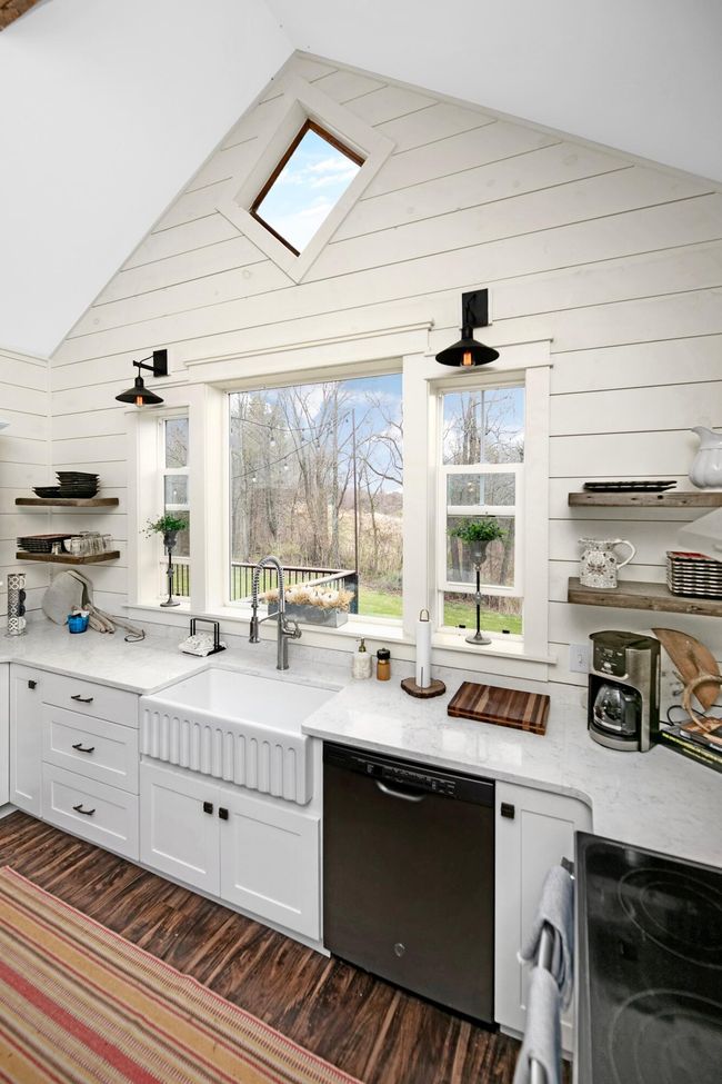 10888 Hoffman St, House other with 2 bedrooms, 1 bathrooms and null parking in Marcellus MI | Image 14