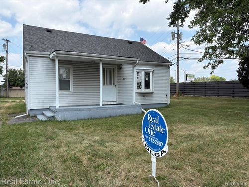 5873 Elmgrove Ave, Warren, MI, 48092-3473 | Card Image