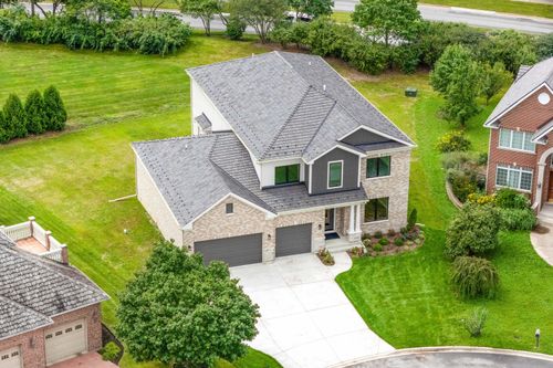 235 Plainfield Ct, Vernon Hills, IL, 60061-4577 | Card Image