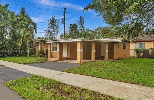 2800 Nw 6th Ct, Fort Lauderdale, FL, 33311-7665 | Card Image