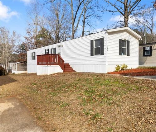 204 Fleetwood Dr, Fayetteville, GA, 30214-3180 | Card Image