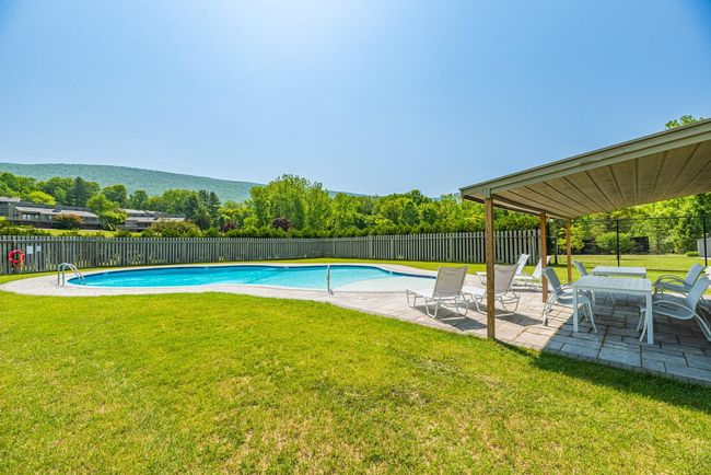 4 - 14 Vaughn Farm Rd, Condo with 3 bedrooms, 4 bathrooms and null parking in Manchestr Ctr VT | Image 17