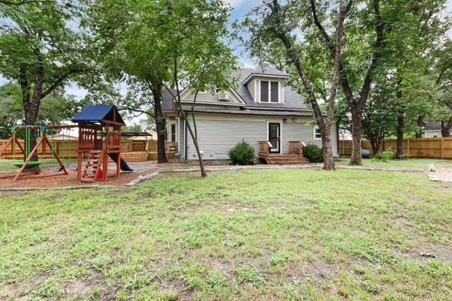 508 S Walnut St, House other with 4 bedrooms, 2 bathrooms and 6 parking in Lampasas TX | Image 33