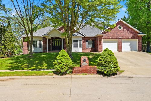 2709 Chapel Wood Ter, COLUMBIA, MO, 65203-5716 | Card Image