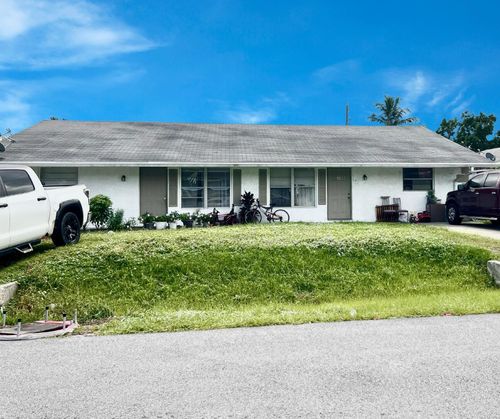 3300 Se Fairmont St, Stuart, FL, 34997-5314 | Card Image