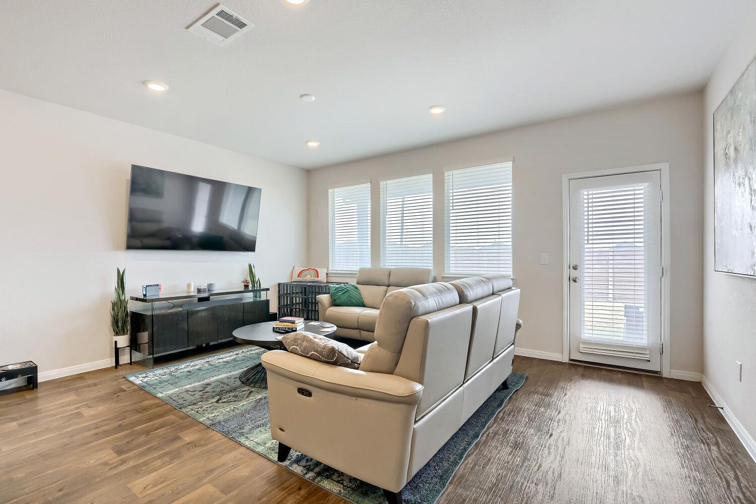 Residential Lease in Georgetown 4
