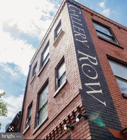 104 W Chestnut St, LANCASTER, PA, 17603-3584 | Card Image