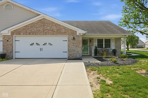 7837 Park Ward Pl, Indianapolis, IN, 46259-7639 | Card Image