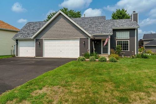 4996 Zenith Pkwy, Machesney Park, IL, 61115-4406 | Card Image