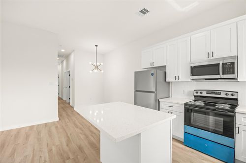 b-9709 Pelsey St, Houston, TX, 77029-4665 | Card Image
