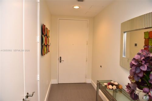 2905-15811 Collins Avenue, Sunny Isles Beach, FL, 33160 | Card Image