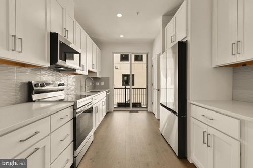 2607 Platt Ct Nw, WASHINGTON, DC, 20001-6393 | Card Image