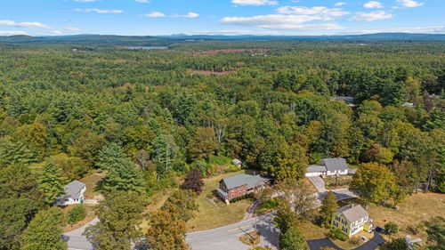 526 Page Rd, Bow, NH, 03304-4507 | Card Image