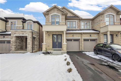5 Cherry Blossom Rd, Cambridge, ON, N3H4R7 | Card Image
