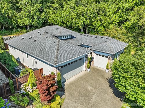 24270 Ne 131st Ter, Redmond, WA, 98053-6270 | Card Image