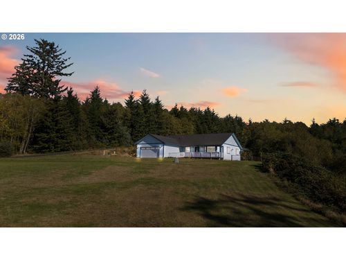 58 Alger Creek Heights Rd, Cathlamet, WA, 98612-9668 | Card Image