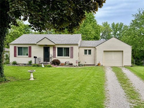 11004 E 78th St, Raytown, MO, 64138-2354 | Card Image