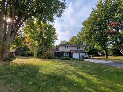 5172 Riverview Drive, House other with 4 bedrooms, 2 bathrooms and null parking in Coloma MI | Image 1