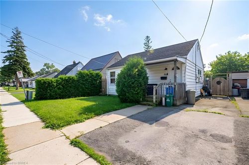 66 Gladstone Ave, Brantford, ON, N3S1P1 | Card Image