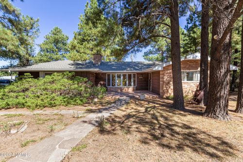 1030 W Hancock Ave, Williams, AZ, 86046-2243 | Card Image