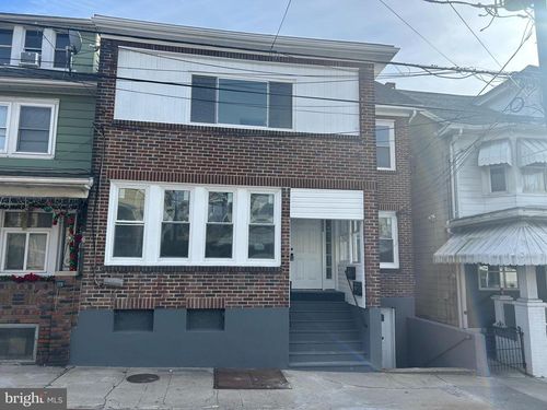 apt-4-222 W Patterson St, LANSFORD, PA, 18232-1108 | Card Image
