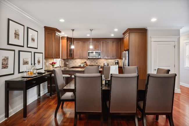 APT-1 - 1343 W Cornelia Ave, Home with 3 bedrooms, 3 bathrooms and null parking in CHICAGO IL | Image 5