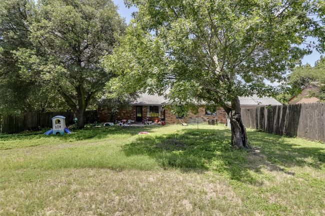 202 Pecan Creek St, House other with 3 bedrooms, 2 bathrooms and null parking in Red Oak TX | Image 26