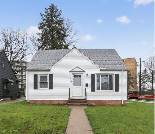 1568 Parker Dr, Mayfield Heights, OH, 44124-3633 | Card Image