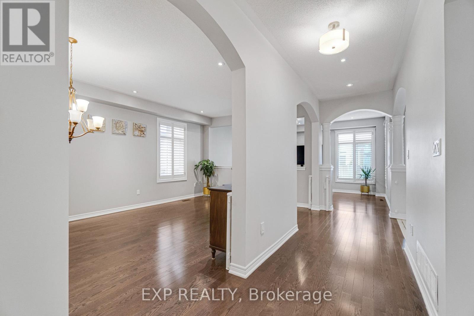 Residential in Mississauga (Churchill Meadows)
