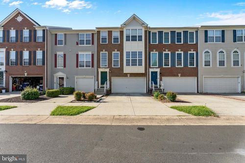 42795 Shaler St, CHANTILLY, VA, 20152-3915 | Card Image