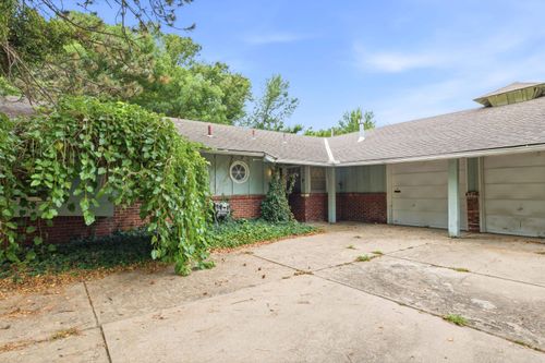 6205 E 11th St N, Wichita, KS, 67208 | Card Image
