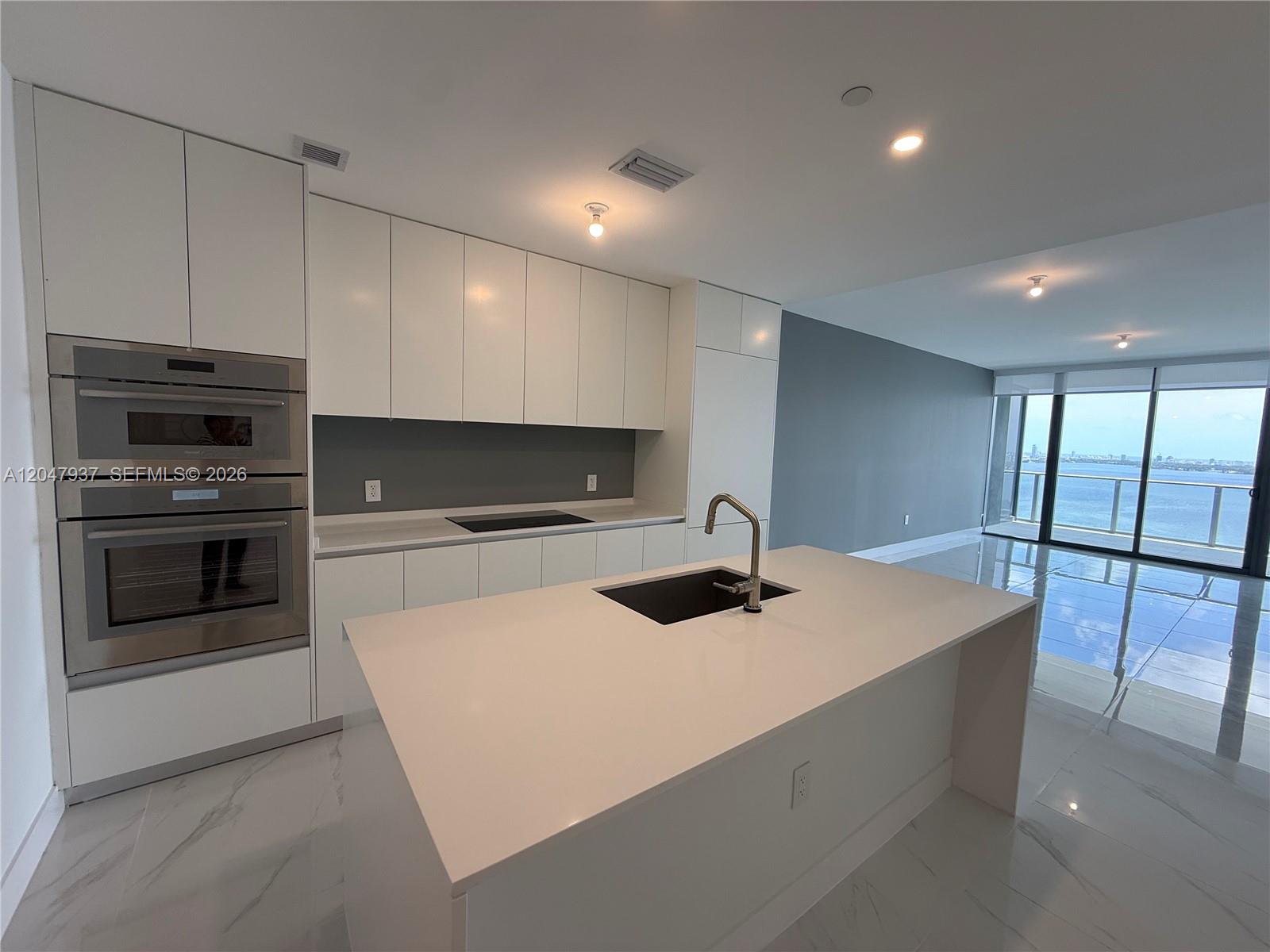 Residential Lease in Miami 5