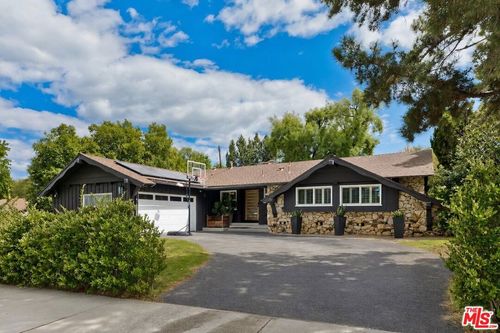 23916 Califa Street, Woodland Hills, CA, 91367 | Card Image