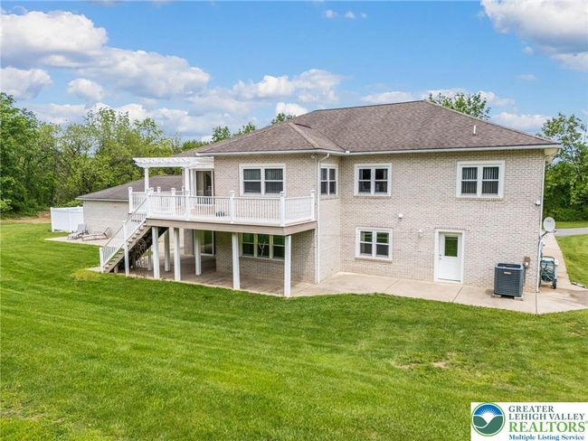 230 W Moorestown Rd, House other with 4 bedrooms, 4 bathrooms and null parking in WIND GAP PA | Image 6
