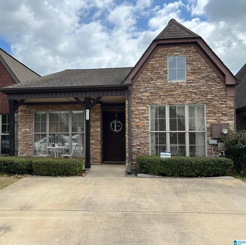 8325 Franklin Ln, Morris, AL, 35116-2404 | Card Image