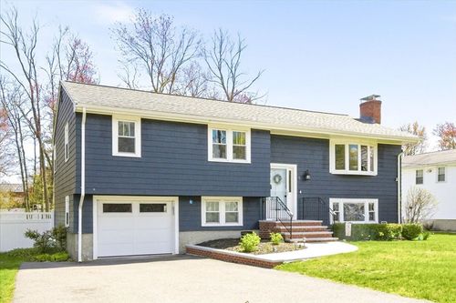 4 Flintlock Ln, Dedham, MA, 02026 | Card Image