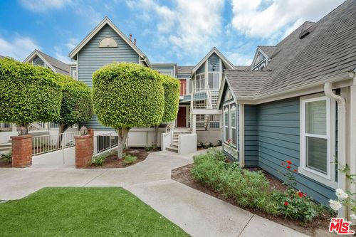 204-810 Baker St, Costa Mesa, CA, 92626-4344 | Card Image