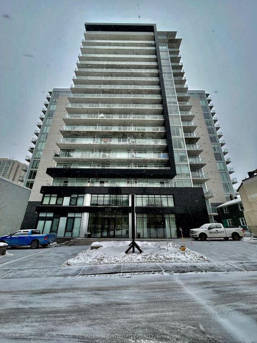 910-255 Bay St, Ottawa, ON, K1R0C5 | Card Image
