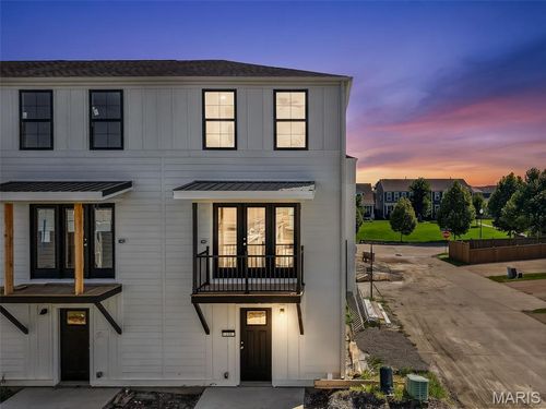 192 Canal Cottage Alley, St Charles, MO, 63301 | Card Image